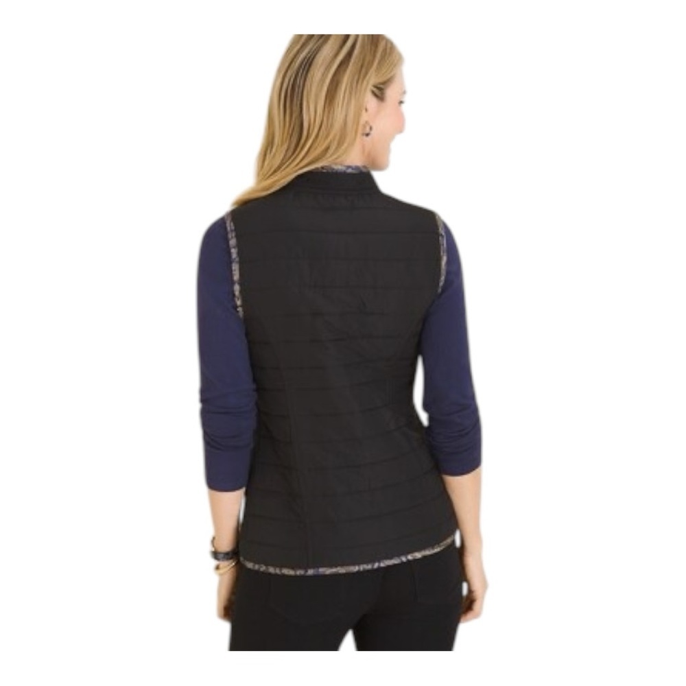 Chico’s Reversible Printed Jacquard To Black Quilted Vest - Picture 4 of 9